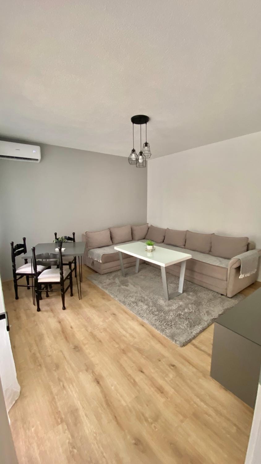 Entire Apartment, Superb and Charming Apartment in Bitola
