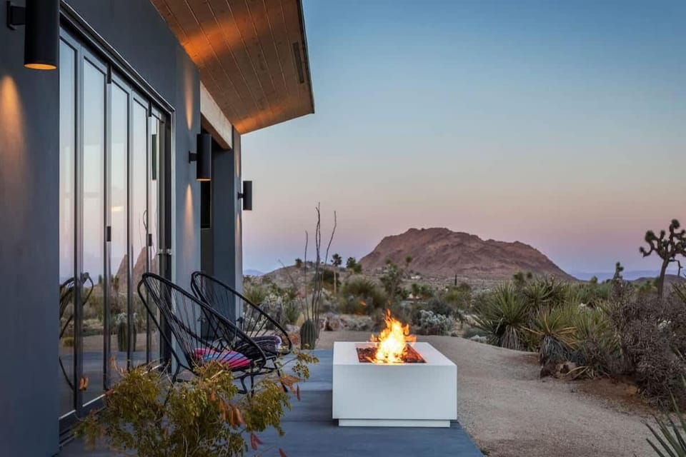 The Gaslight By The Cohost Company House in Yucca Valley