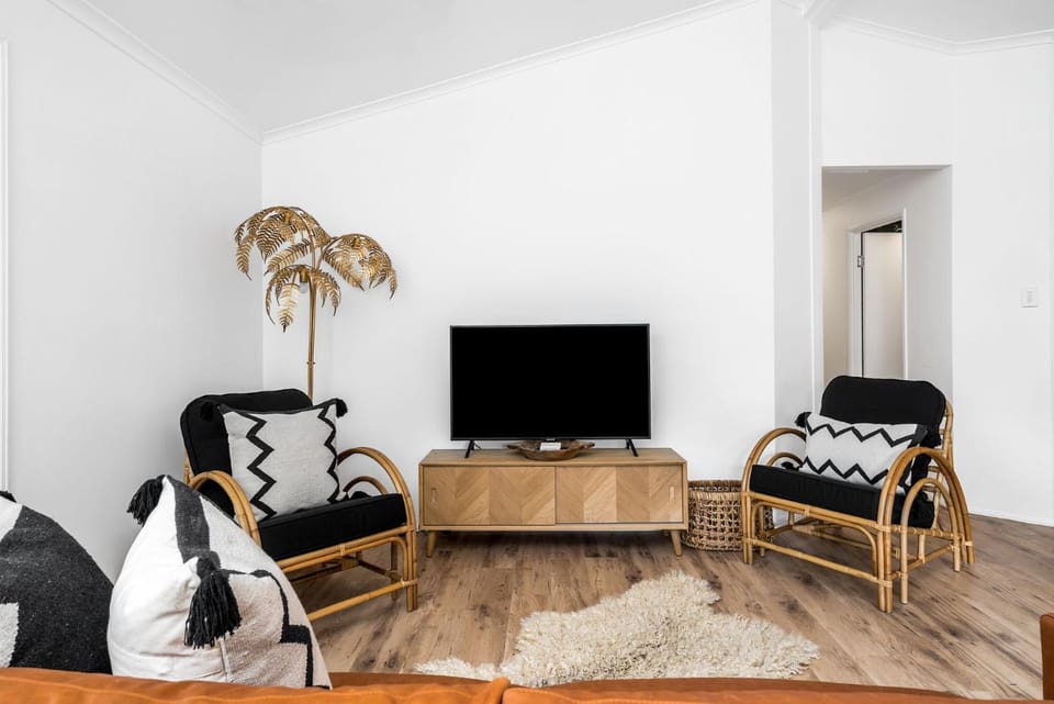 3 Salty Sisters House in Byron Bay