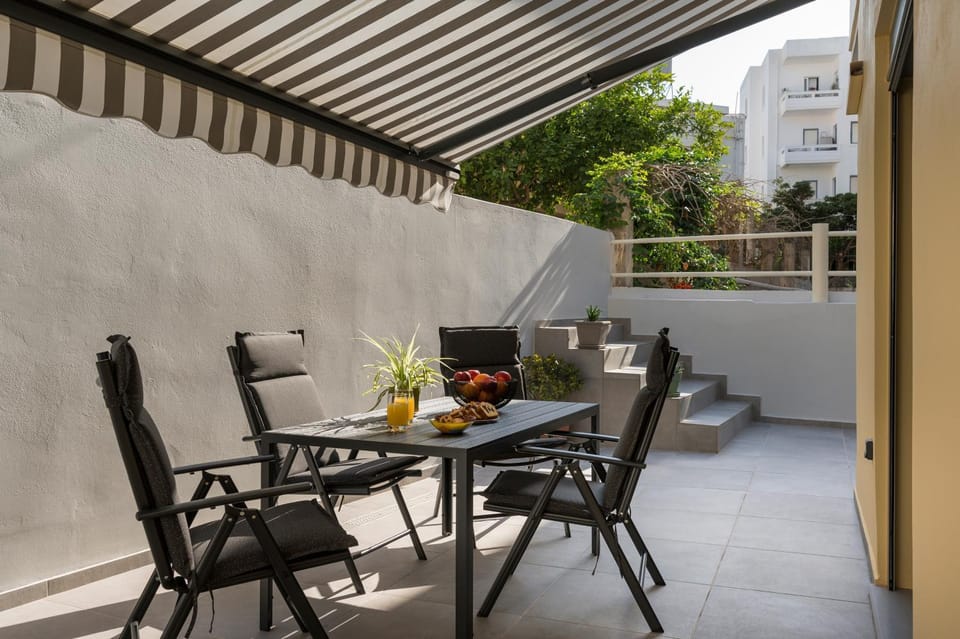 Balcony/Terrace, Balcony/Terrace