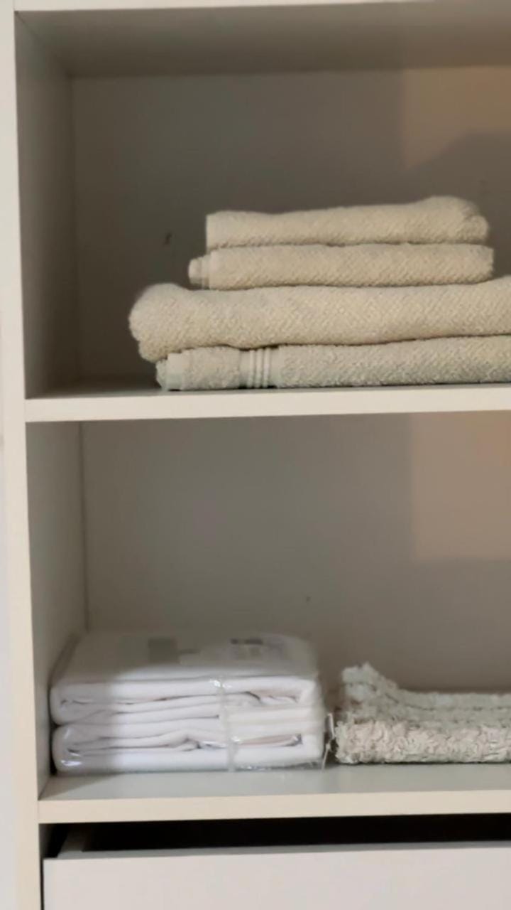Bedroom, towels, wardrobe