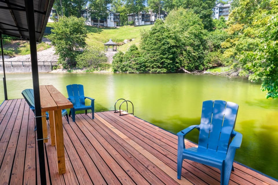 Property building, Lake view