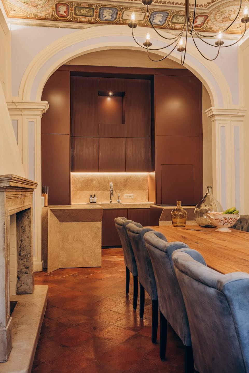 Dining area, kitchen