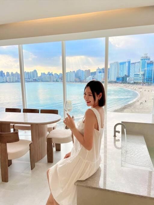 View (from property/room), Guests, Sea view