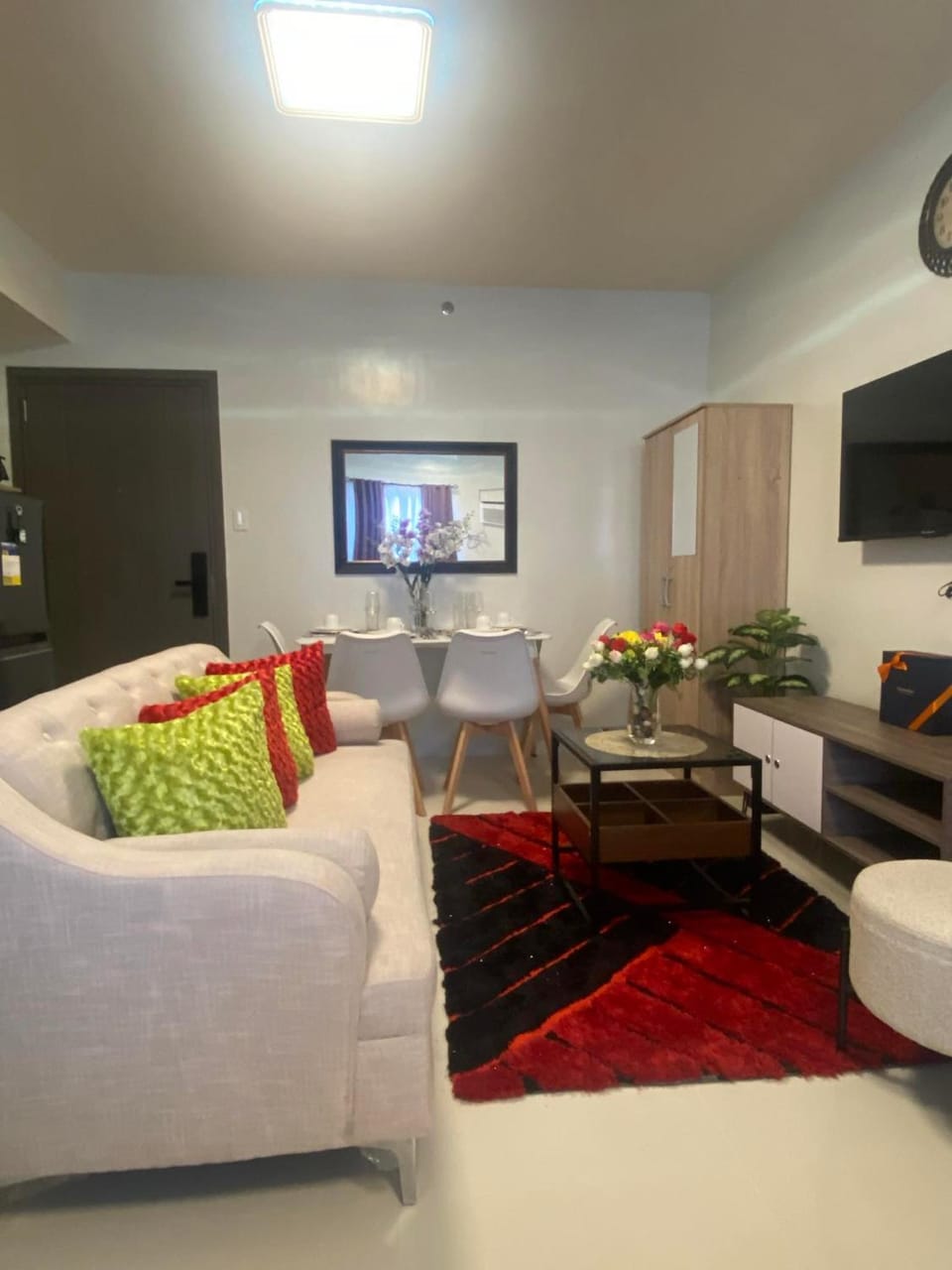 Kral Suite in Las Piñas Apartment in Las Pinas