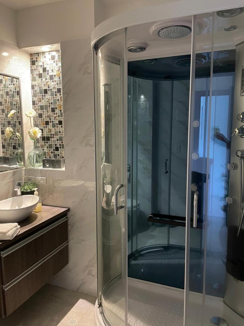 Shower, Bathroom