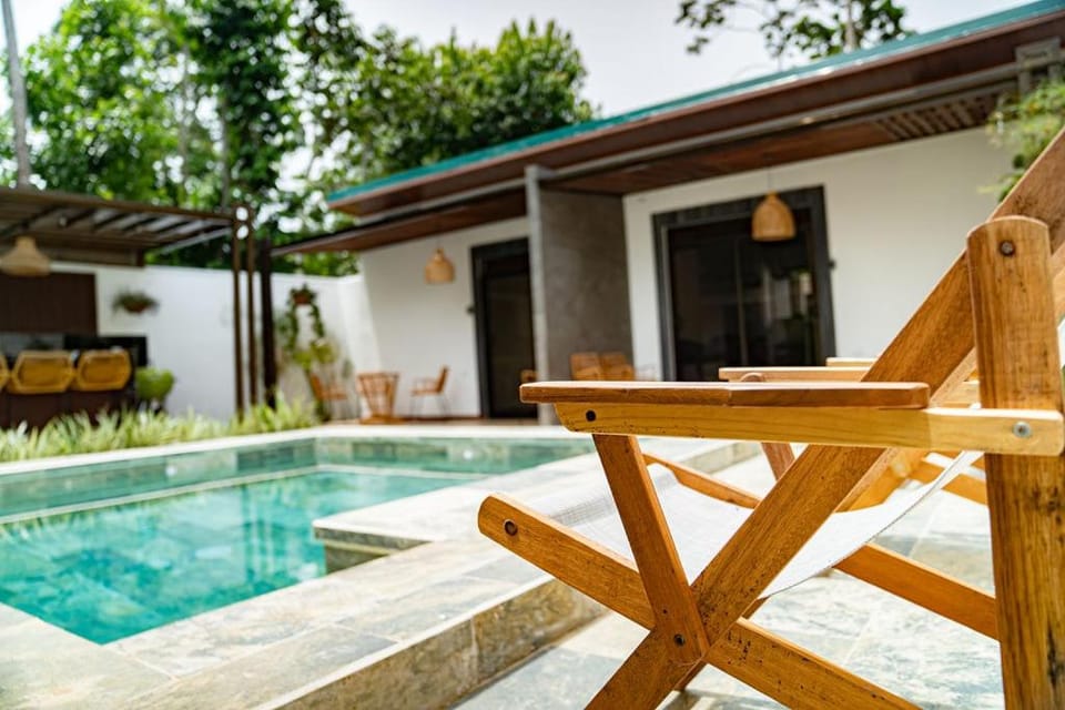 Day, Pool view, Swimming pool, sunbed