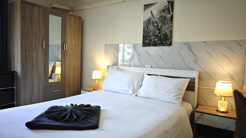 Bedroom, wardrobe