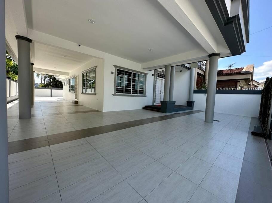 Property building, Parking