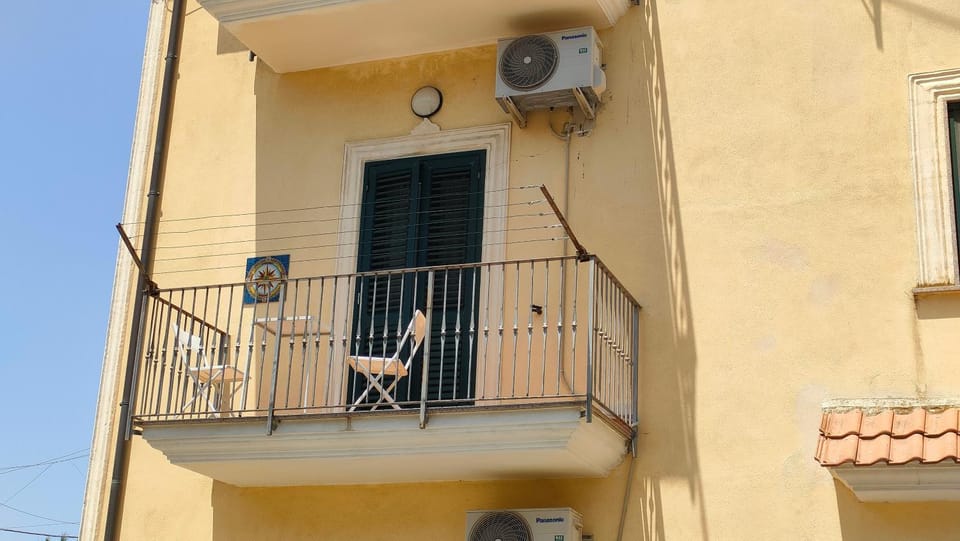 Lilla Housing Apartment in Castellammare di Stabia