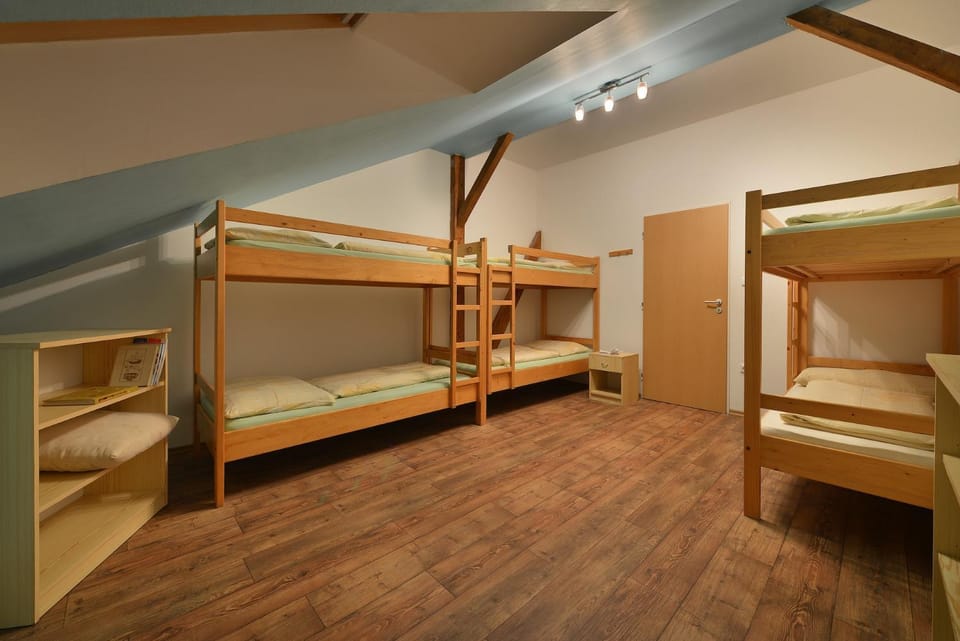 Photo of the whole room, Bedroom, bunk bed