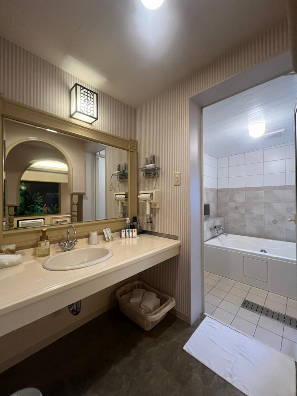 Shower, Bathroom, Bath