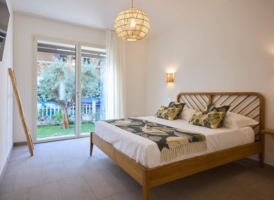 Bed, Garden, Bedroom, Garden view