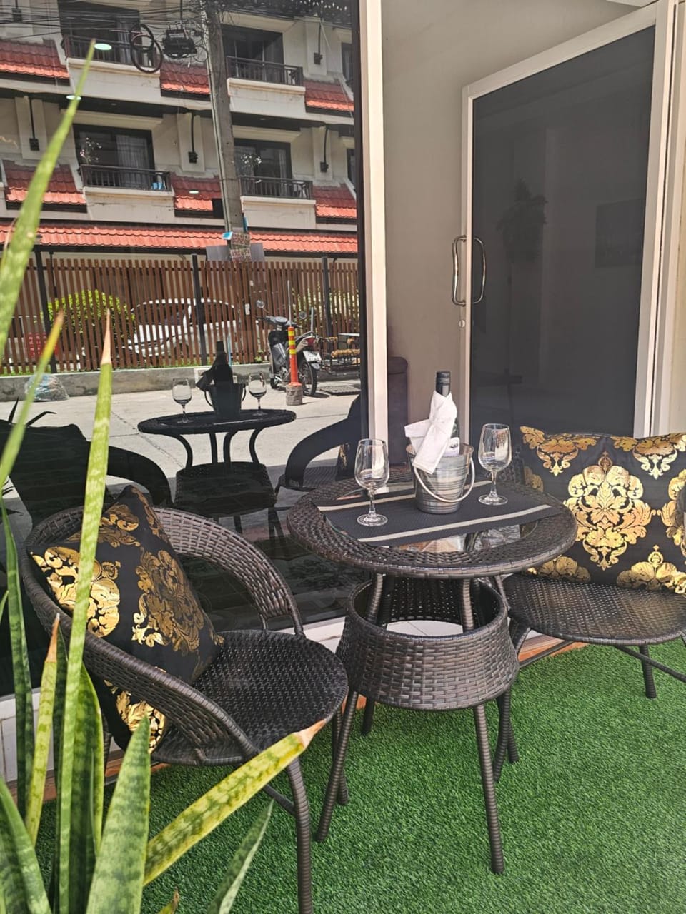View (from property/room), Balcony/Terrace