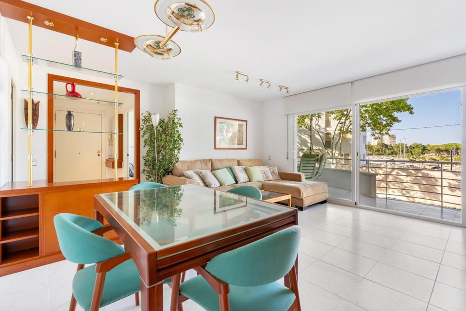 View (from property/room), Living room, Dining area