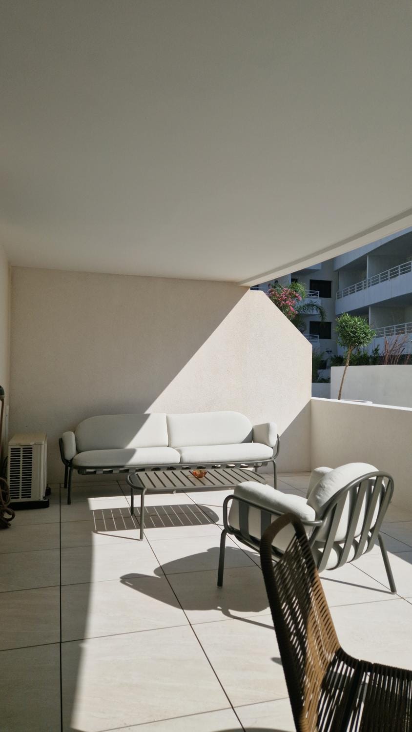 Day, View (from property/room), Balcony/Terrace, Living room