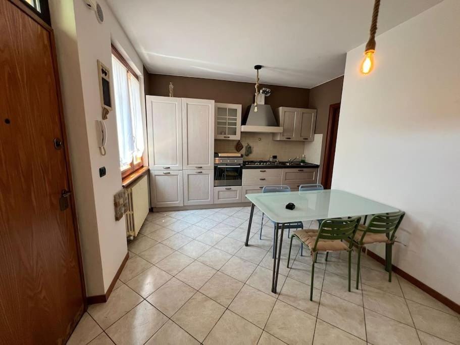 Al Riparo - Comfort near Verona Apartment in Veneto