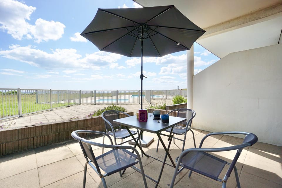 Cabestan piscine 100m de la plage Apartment in Guidel