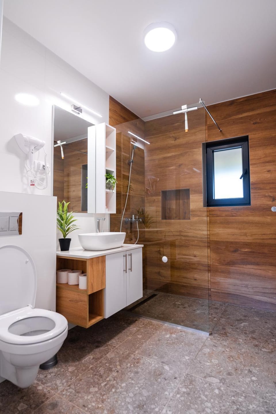 Shower, Toilet, Bathroom