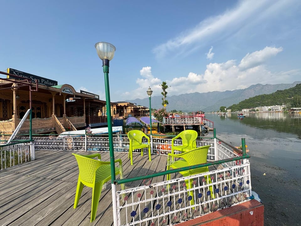 Day, Natural landscape, Activities, Lake view, Mountain view