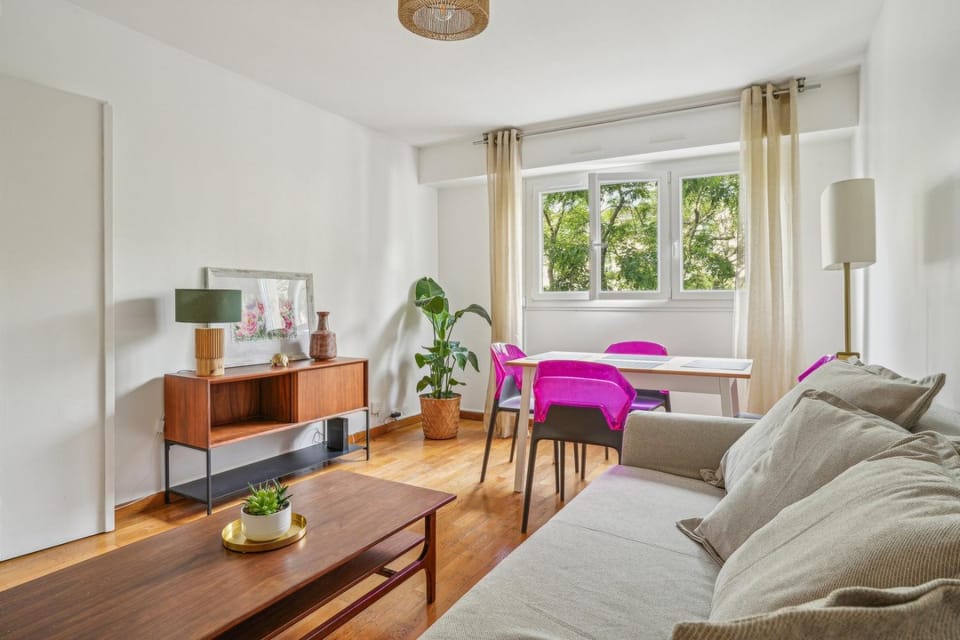 Cosy & lumineux – Boulevard de Belleville Apartment in Paris