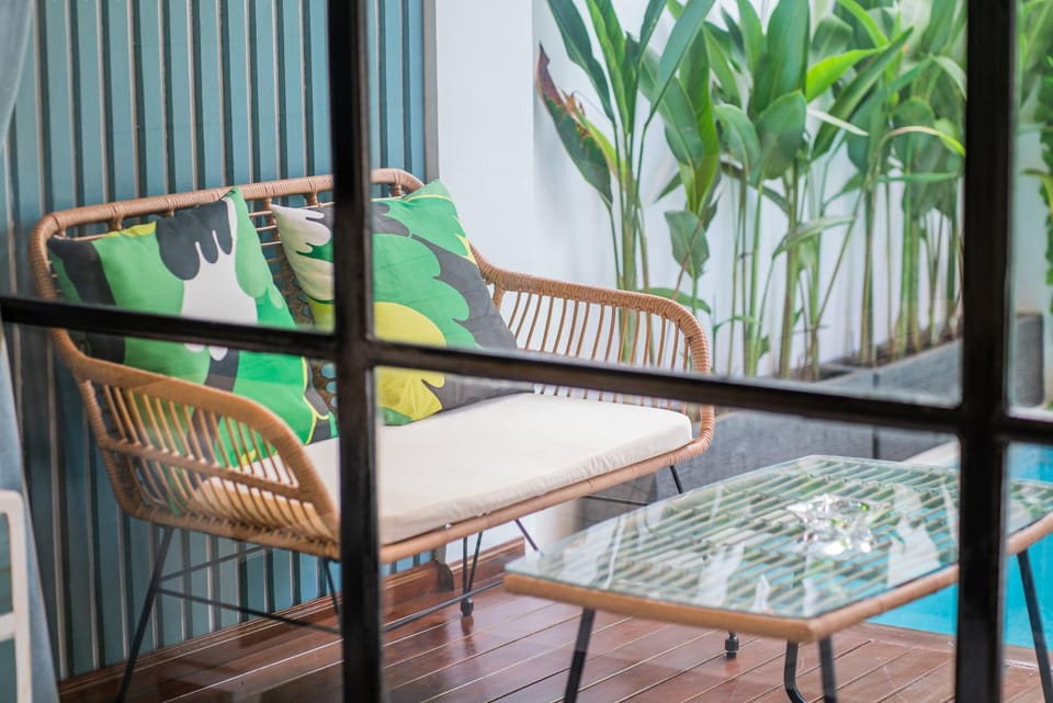 Seating area