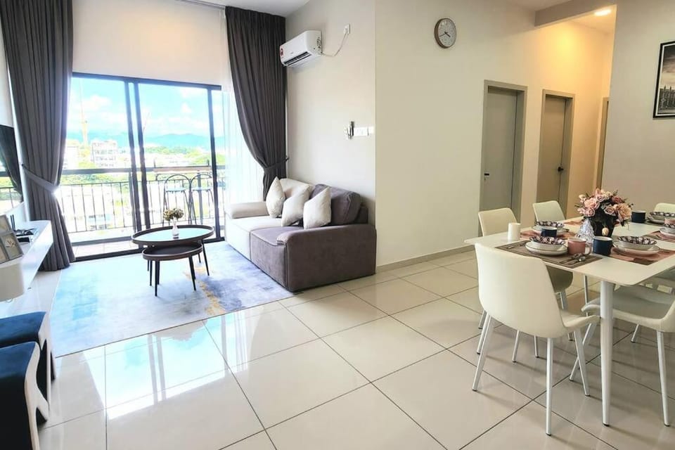 Living room, Dining area