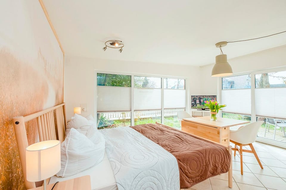 Ferienhaus Sanddorn, Studio Apartment in Prerow