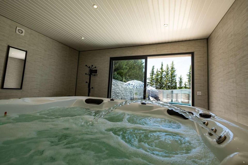 Hot Tub, Hot Tub, Pool view