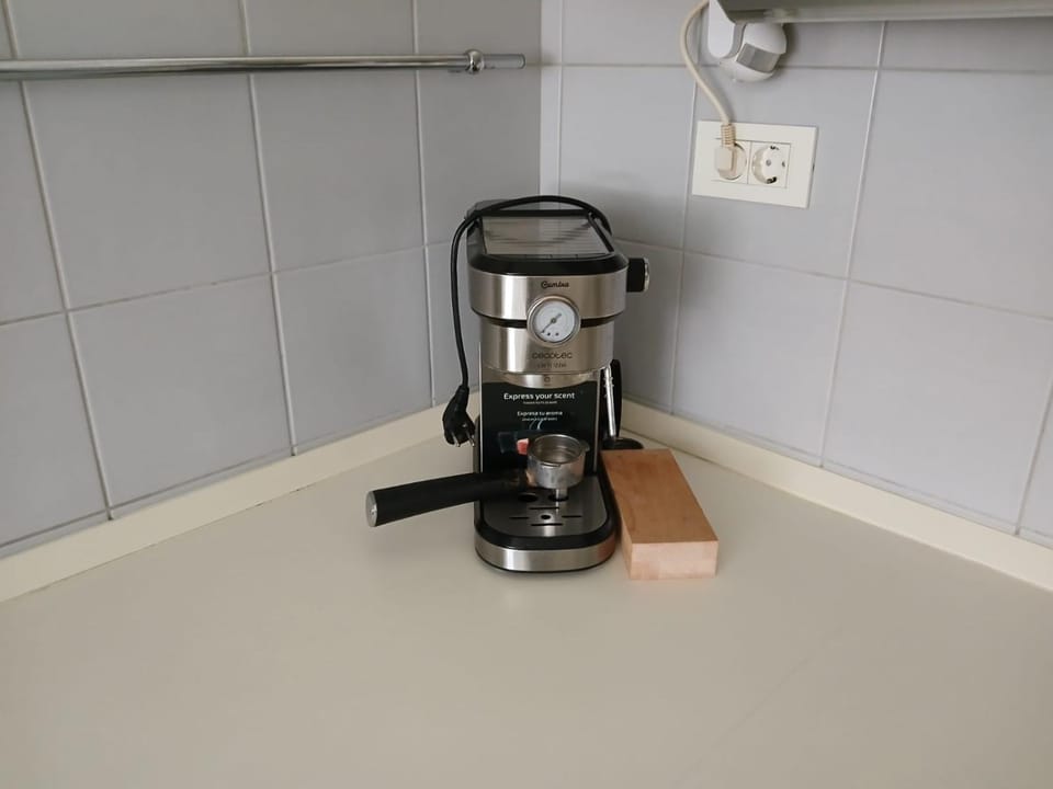 Coffee/tea facilities, Kitchen or kitchenette
