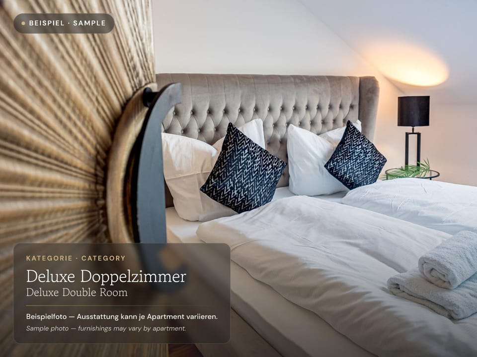 Bed, Photo of the whole room, Bedroom, Text overlay