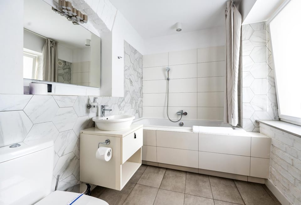 Bathroom, Bath