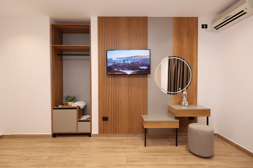 Seating area, air conditioner
