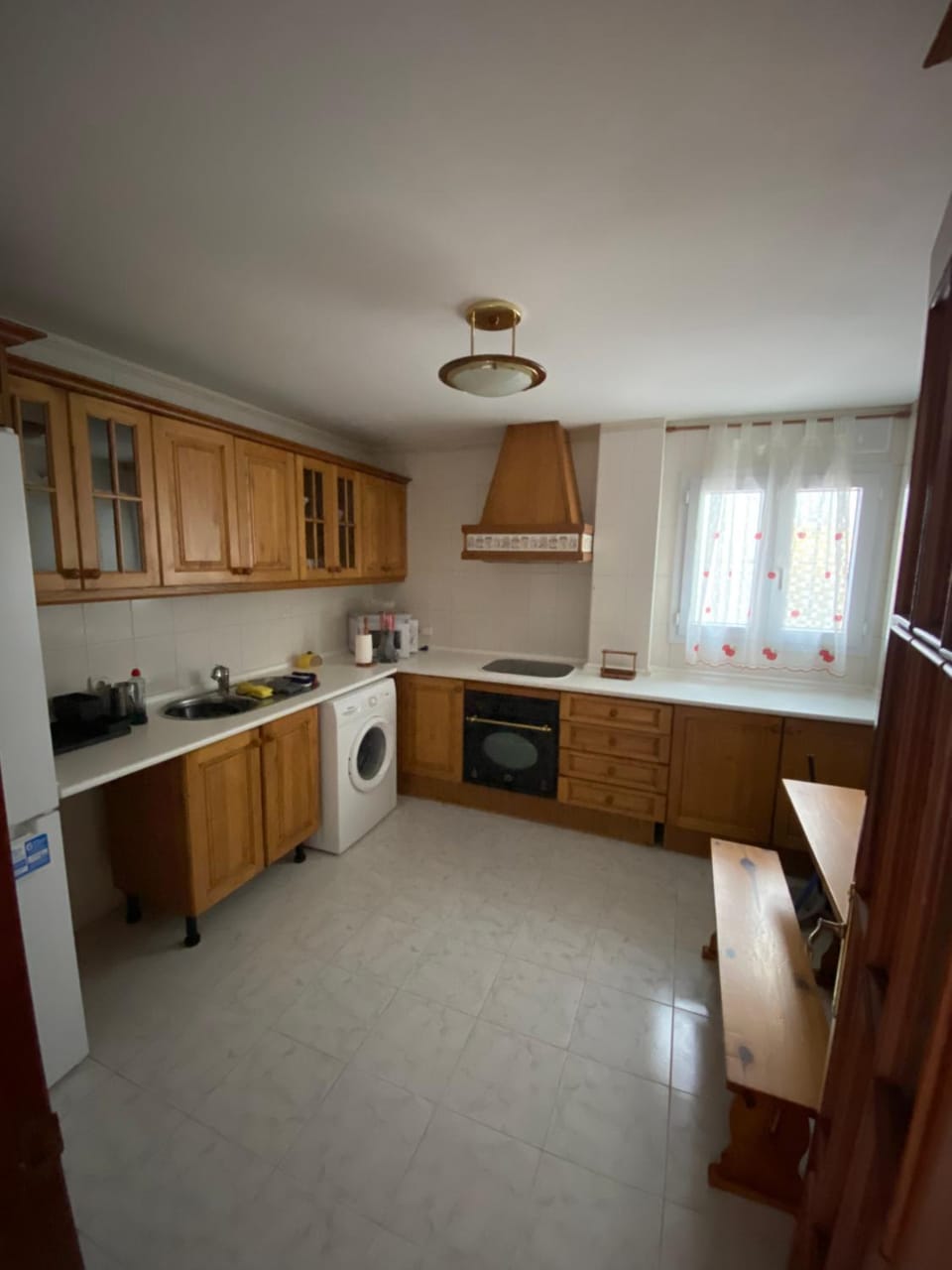Kitchen or kitchenette, Dining area, oven, stove, toaster