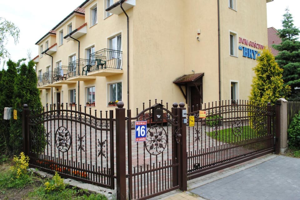 Dom Gościnny Bryza Vacation rental in West Pomeranian Voivodeship, Poland