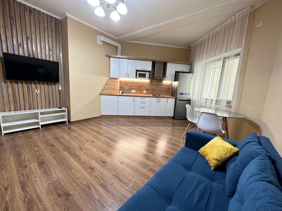Комфортабельная 2-х комнатная квартира в 100м от метро Алатау Apartment in Almaty