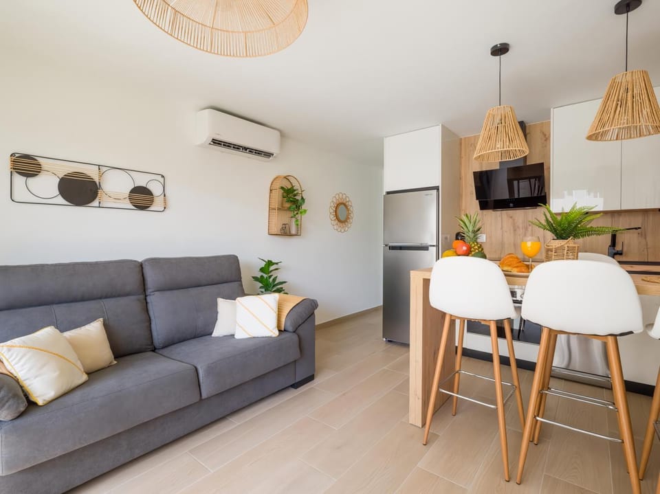 Elefantes, Playa del Ingles at 3 mins distance Apartment in Maspalomas