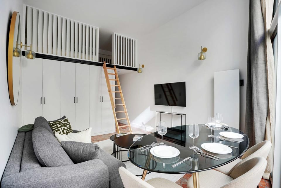 TV and multimedia, Living room, Dining area, wardrobe