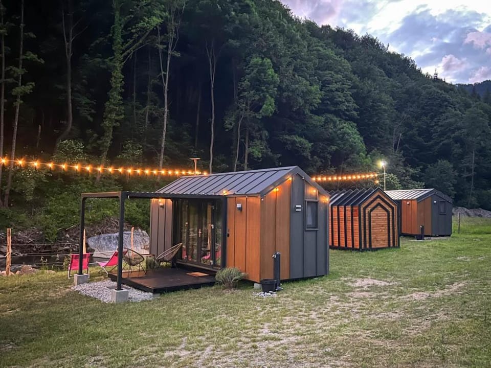Transfăgărășan River Retreat Campground/ 
RV Resort in Romania