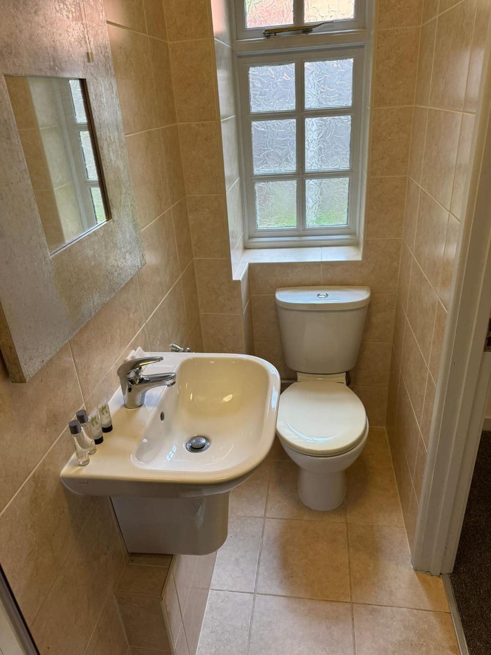 The Roebuck Alcester Hotel in Wychavon District