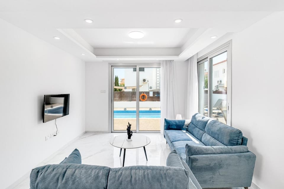 Villa Seabreeze Artemis by Ezoria Villas Villa in Paralimni