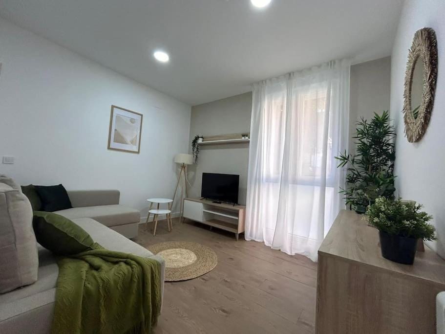 Beautiful flat in Madrid URQ2 Apartment in Madrid