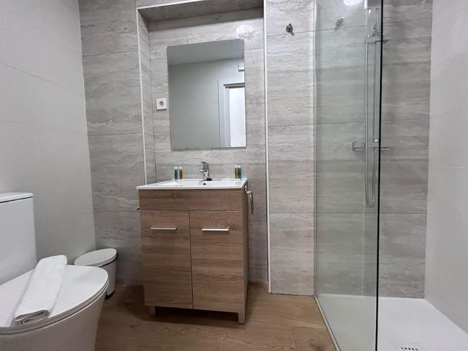 Beautiful flat in Madrid URQ2 Apartment in Madrid