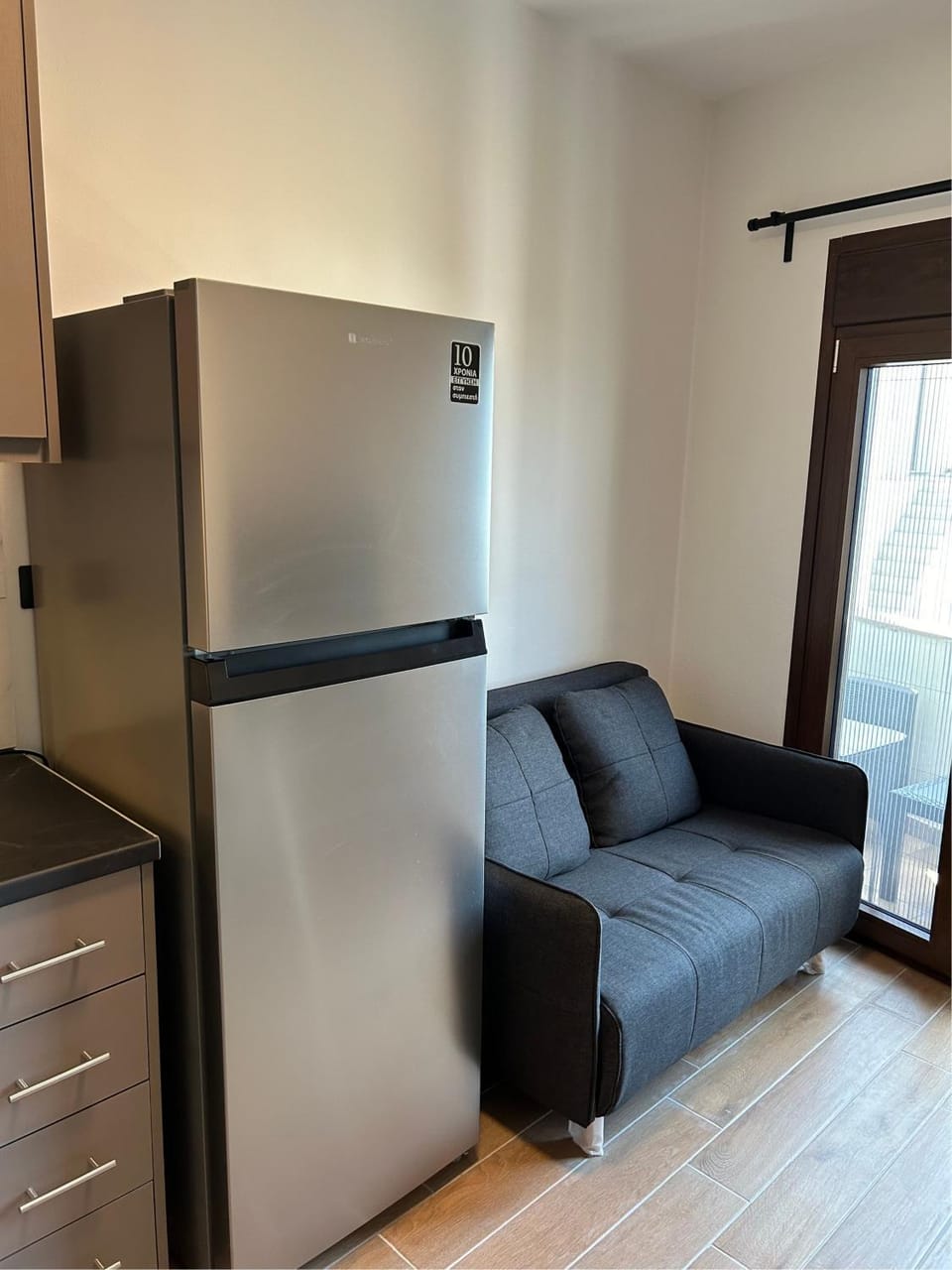 Kitchen or kitchenette, Seating area