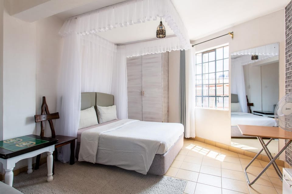 Sunny Spacious Studio near Westlands & CBD Nairobi Apartment in Nairobi