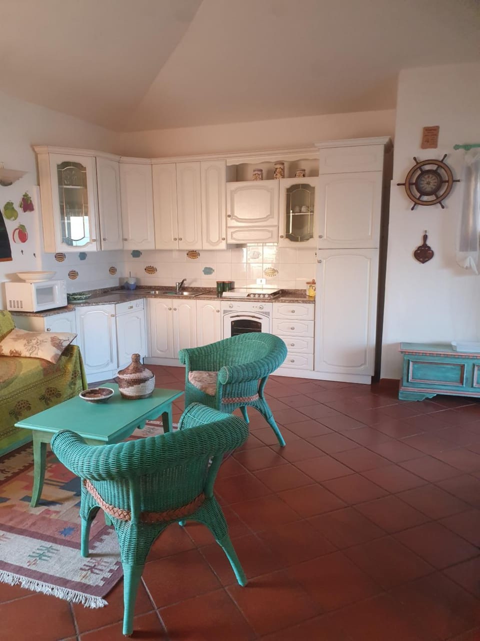 Kitchen or kitchenette, Living room