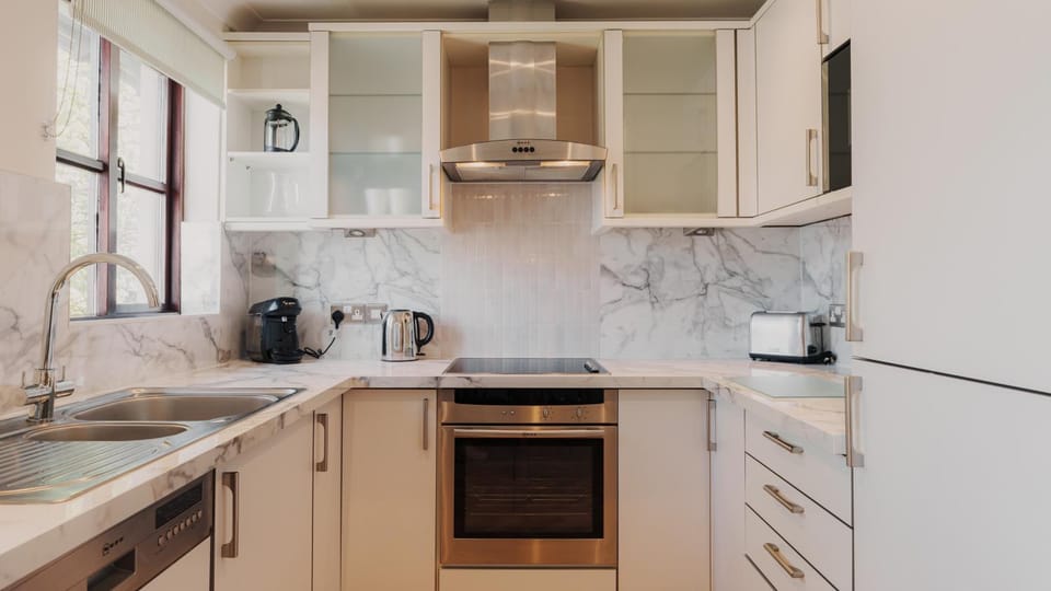 Kitchen or kitchenette, dishwasher, pet friendly, stove, toaster