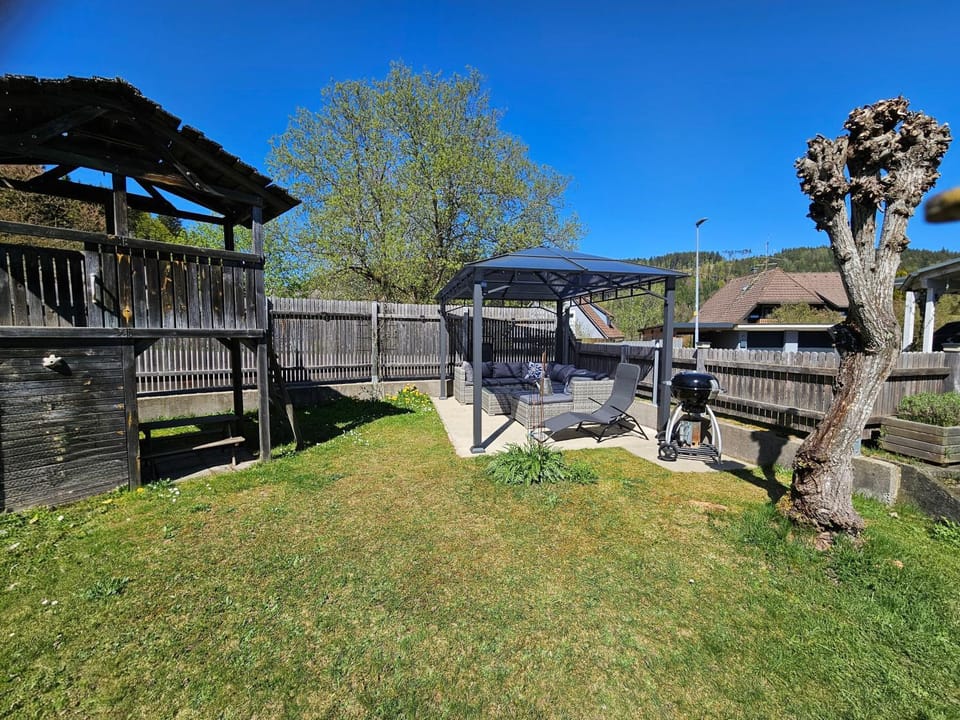 Ankommen und loswandern Familien und Hundeurlaub im Hochschwarzwald Ferienwohnung Haus Maria Apartment in Schluchsee