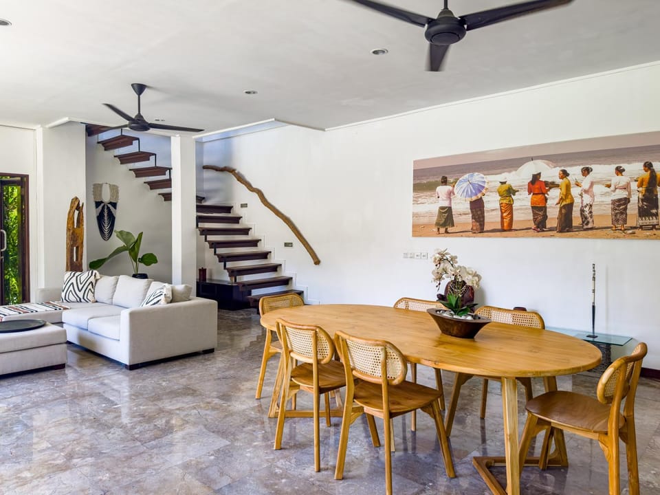 Communal lounge/ TV room, Dining area