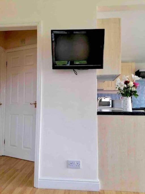 Spacious cabin, near Padstow and 7 Bays Cabin in England